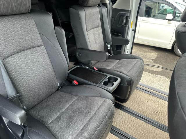 ヴェルファイアハイブリッド ＺＲ　４ＷＤ　モデリスタエアロ　純正ナビＴＶ　Ｂカメラ　フリップダウンモニター　両側パワスラ　オットマン　ドラレコ　エンスタ　ＥＴＣ　クルーズコントロール　クリアランスソナー（36枚目）