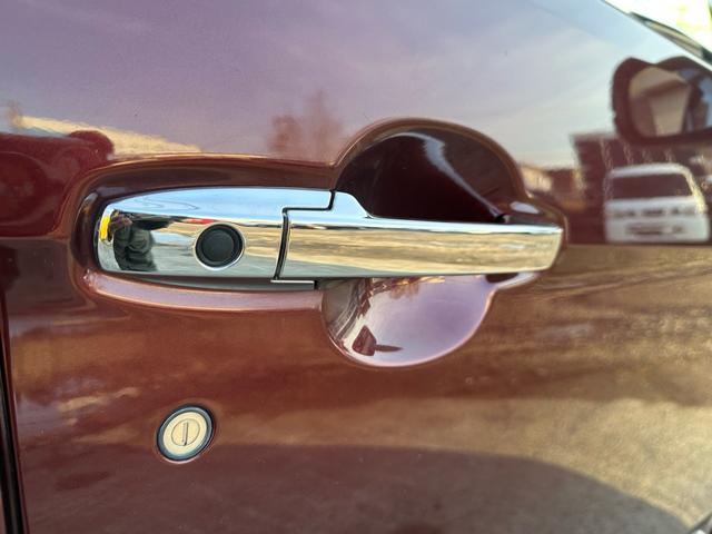 Ｎ－ＯＮＥ プレミアム　ＦＦ　スマートキー　ＨＩＤ　ＥＴＣ　ドラレコ　ワンセグ　バックカメラ　１４インチＡＷ　　フォグランプ（25枚目）