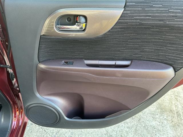 Ｎ－ＯＮＥ プレミアム　ＦＦ　スマートキー　ＨＩＤ　ＥＴＣ　ドラレコ　ワンセグ　バックカメラ　１４インチＡＷ　　フォグランプ（43枚目）