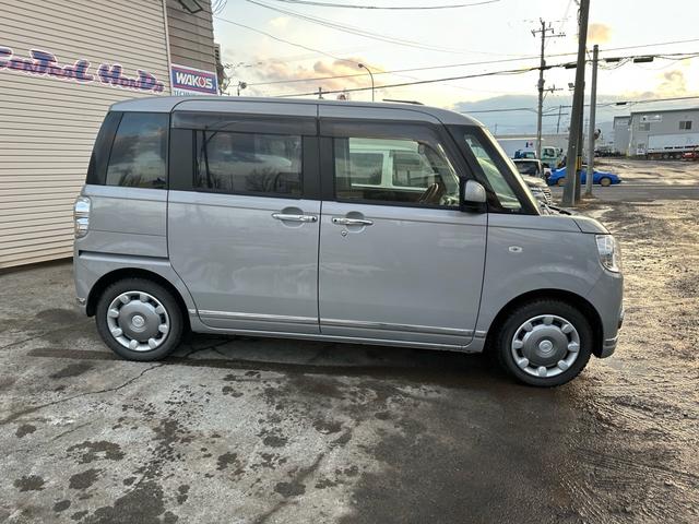 ムーヴキャンバス Xブラックインテリアリミテッド SAIII 4WD アイドリングストップ オートマチックハイビーム 両側パワースライドドア ナビTV バックカメラ ステアリングスイッチ ドラレコ ETC(9枚目)