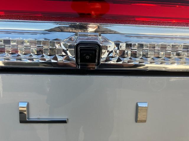 デリカD:5 シャモニー 4WD 全周囲カメラ バックカメラ シートヒーター スマートキー フルフラット クルーズコントロール 純正ナビ TV ダブルエアコン 100V電源(8枚目)