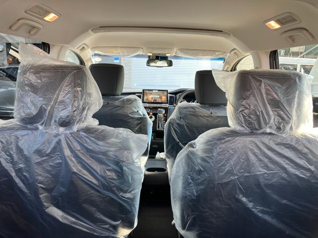 デリカD:5 シャモニー 4WD 全周囲カメラ バックカメラ シートヒーター スマートキー フルフラット クルーズコントロール 純正ナビ TV ダブルエアコン 100V電源(12枚目)