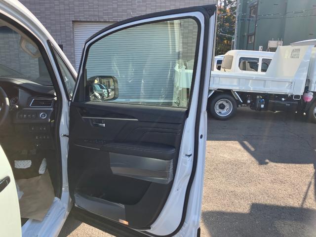 デリカD:5 シャモニー 4WD 全周囲カメラ バックカメラ シートヒーター スマートキー フルフラット クルーズコントロール 純正ナビ TV ダブルエアコン 100V電源(14枚目)