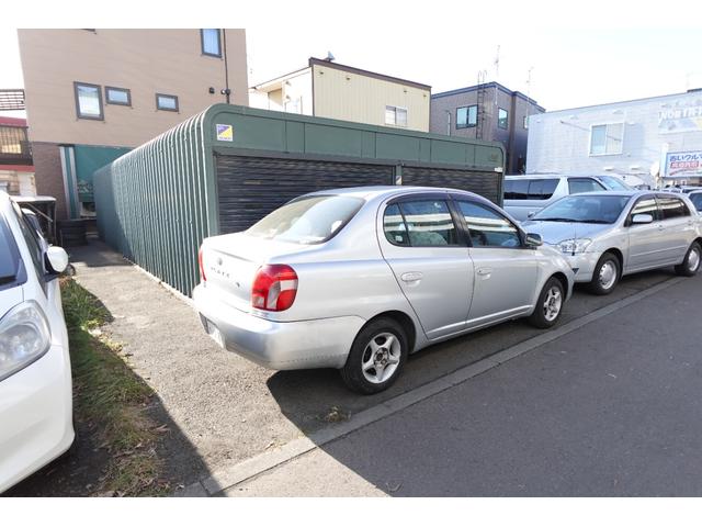 プラッツ １．３Ｆ　４ＷＤ（3枚目）