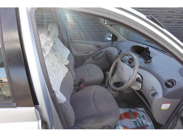 プラッツ １．３Ｆ　４ＷＤ（4枚目）