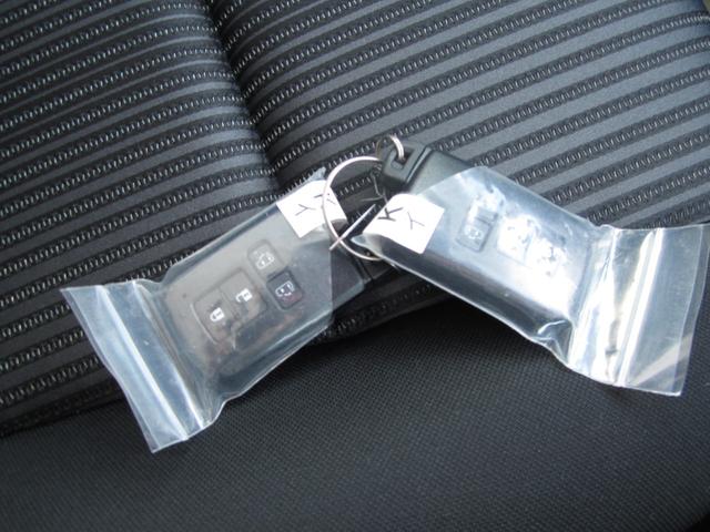 ZS 煌II 4WD 寒冷地仕様 純正SDナビ 両側パワースライドドア スマートキー LEDヘッド 7人乗り(27枚目)
