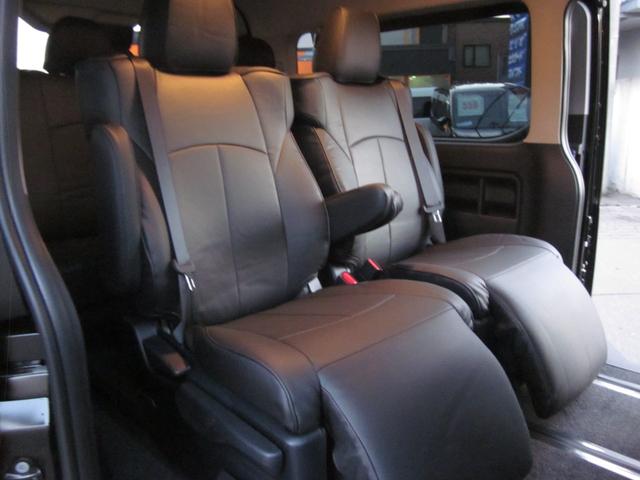ハイエースワゴン ＧＬ　４ＷＤ　全周囲カメラ　ナビＴＶ　レーンアシスト　衝突被害軽減システム　両側電動スライドドア　オートマチックハイビーム　オートライト　スマートキー　電動格納ミラー　オットマン　ＡＴ　アルミホイール　ＣＤ（8枚目）