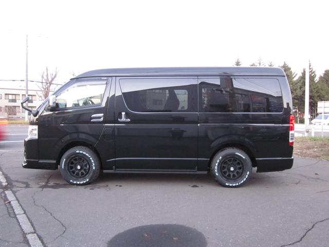 ハイエースワゴン ＧＬ　４ＷＤ　全周囲カメラ　ナビＴＶ　レーンアシスト　衝突被害軽減システム　両側電動スライドドア　オートマチックハイビーム　オートライト　スマートキー　電動格納ミラー　オットマン　ＡＴ　アルミホイール　ＣＤ（13枚目）