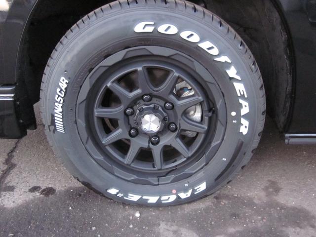 ハイエースワゴン ＧＬ　４ＷＤ　全周囲カメラ　ナビＴＶ　レーンアシスト　衝突被害軽減システム　両側電動スライドドア　オートマチックハイビーム　オートライト　スマートキー　電動格納ミラー　オットマン　ＡＴ　アルミホイール　ＣＤ（24枚目）