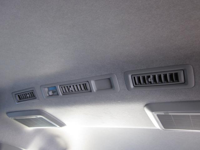 ハイエースワゴン ＧＬ　４ＷＤ　全周囲カメラ　ナビＴＶ　レーンアシスト　衝突被害軽減システム　両側電動スライドドア　オートマチックハイビーム　オートライト　スマートキー　電動格納ミラー　オットマン　ＡＴ　アルミホイール　ＣＤ（40枚目）