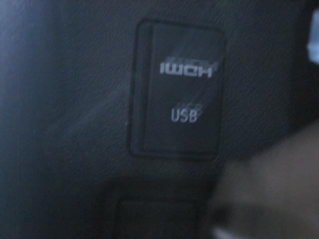 ハイエースワゴン ＧＬ　４ＷＤ　全周囲カメラ　ナビＴＶ　レーンアシスト　衝突被害軽減システム　両側電動スライドドア　オートマチックハイビーム　オートライト　スマートキー　電動格納ミラー　オットマン　ＡＴ　アルミホイール　ＣＤ（43枚目）