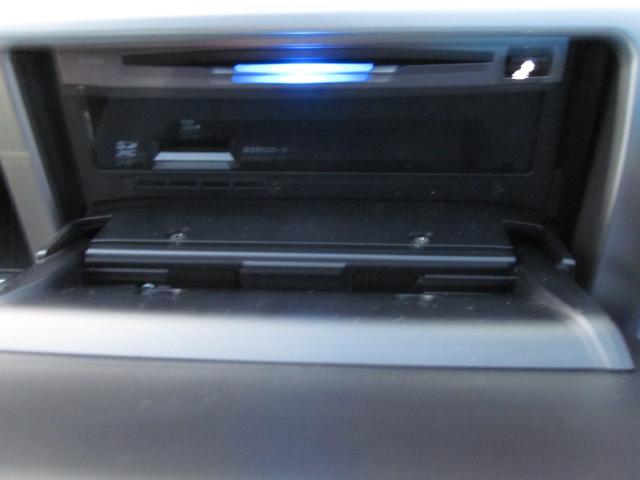 ハイエースワゴン ＧＬ　４ＷＤ　全周囲カメラ　ナビＴＶ　レーンアシスト　衝突被害軽減システム　両側電動スライドドア　オートマチックハイビーム　オートライト　スマートキー　電動格納ミラー　オットマン　ＡＴ　アルミホイール　ＣＤ（46枚目）
