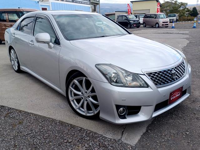 クラウン アスリートi-Four 後期モデル/4WD/HIDヘッド&フォグ/純正ナビ/TV/Bluetooth/バックカメラ/ローダウン/19インチAW/クリアランスソナー/シートヒーターベンチレーション/リアスモーク/シートメモリー(3枚目)