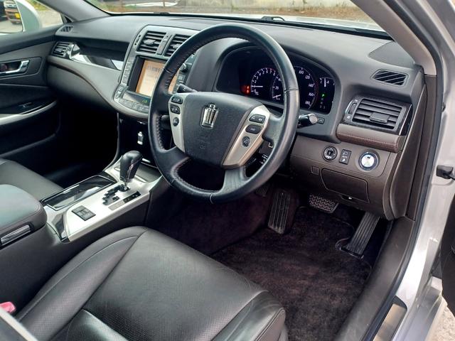 クラウン アスリートi-Four 後期モデル/4WD/HIDヘッド&フォグ/純正ナビ/TV/Bluetooth/バックカメラ/ローダウン/19インチAW/クリアランスソナー/シートヒーターベンチレーション/リアスモーク/シートメモリー(25枚目)