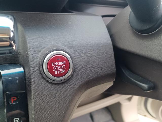 Ｎ－ＯＮＥ Ｇ・Ｌパッケージ　４ＷＤ／走行２万キロ台／黒革調シートカバー／ＨＩＤライト／オートライト／横滑り防止装置／アイドリングストップ／プッシュスタート／スマートキー／サイドエアバッグ／ＵＳＢ／法定点検整備付（28枚目）