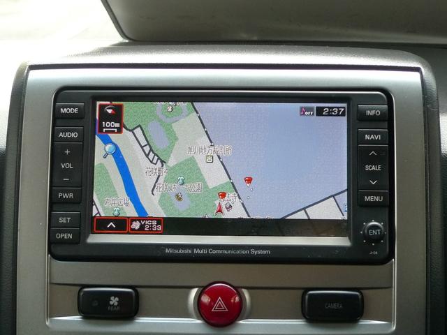 デリカＤ：５ Ｇ　ナビパッケージ　純正ナビ／フロント＆サイド＆バックカメラ／フルセグＴＶ／後席フリップダウンモニター／ＨＩＤヘッドランプ／スマートキー／本革巻きステアリング／クルーズコントロール（17枚目）