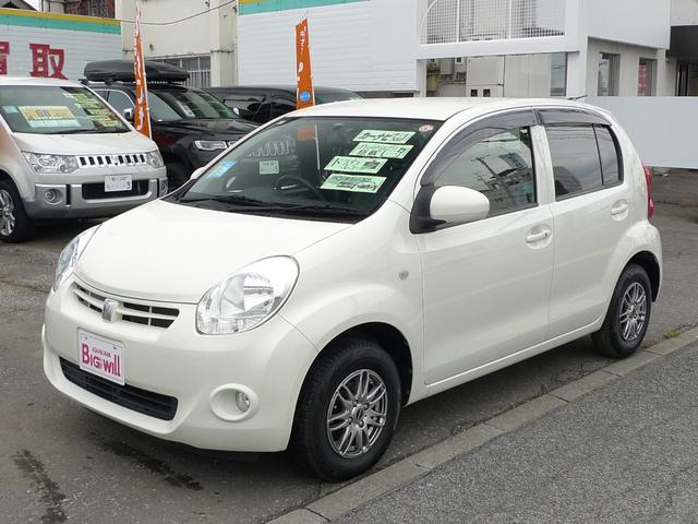 パッソ X クツロギ 純正ナビ/バックカメラ/フルセグTV/ベンチシート/キーフリーシステム/ウインドシールドデアイサー/前後ドライブレコーダー/6:4分割可倒リヤシート/寒冷地仕様(7枚目)