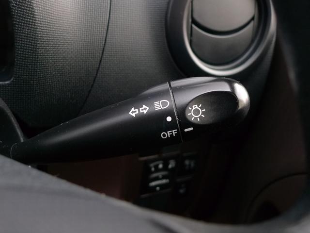 パッソ X クツロギ 純正ナビ/バックカメラ/フルセグTV/ベンチシート/キーフリーシステム/ウインドシールドデアイサー/前後ドライブレコーダー/6:4分割可倒リヤシート/寒冷地仕様(21枚目)