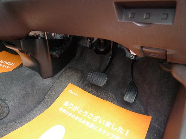 パッソ X クツロギ 純正ナビ/バックカメラ/フルセグTV/ベンチシート/キーフリーシステム/ウインドシールドデアイサー/前後ドライブレコーダー/6:4分割可倒リヤシート/寒冷地仕様(30枚目)