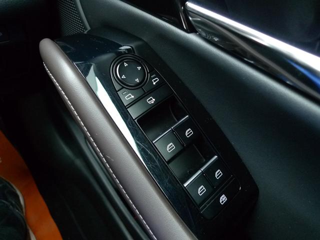 ＣＸ－３０ ＸＤ　Ｌパッケージ　ｉ－ＡＣＴＩＶＳＥＮＳＥ／マツダコネクト／３６０°ビューモニター／Ｂｏｓｅサウンド／本革シート／シートヒーター／ヘッドアップディスプレイ／ステアリングヒーター／ドライブレコーダー／エンジンスターター（24枚目）
