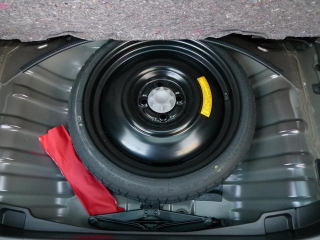 パッソ Ｘ　クツロギ　純正ナビ／ワンセグＴＶ／ベンチシート／キーフリーシステム／フロントウインドデアイサー／エンジンスターター／ＥＴＣ／寒冷地仕様（32枚目）