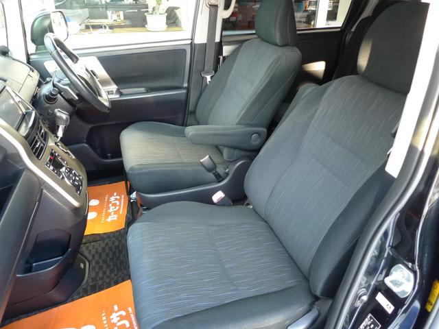 ノア Ｓｉ　レイッシュ　純正ナビ／バックカメラ／スマートキー／後席フリップダウンモニター／ブルーレイプレーヤー／ディスチャージヘッドランプ／１８インチ社外アルミ／寒冷地仕様／ＥＴＣ（43枚目）