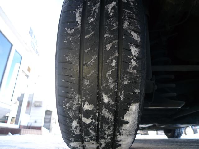 フィットハイブリッド Ｆパッケージ　純正ナビ／バックカメラ／ヒーテッドドアミラー／フロントドア撥水ガラス／熱線入りフロントウインドウ／オートリトラミラー／プラズマクラスター搭載フルオートエアコン（52枚目）