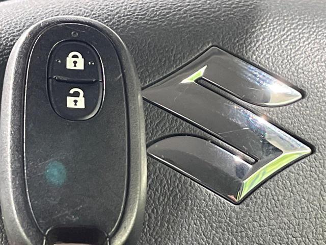 Xターボ 4WD 禁煙車 レーダーブレーキサポート ルーフブラック 社外ナビ HIDヘッドライト バックカメラ Bluetooth再生 ETC シートヒーター ダウンヒルアシスト フォグライト(8枚目)