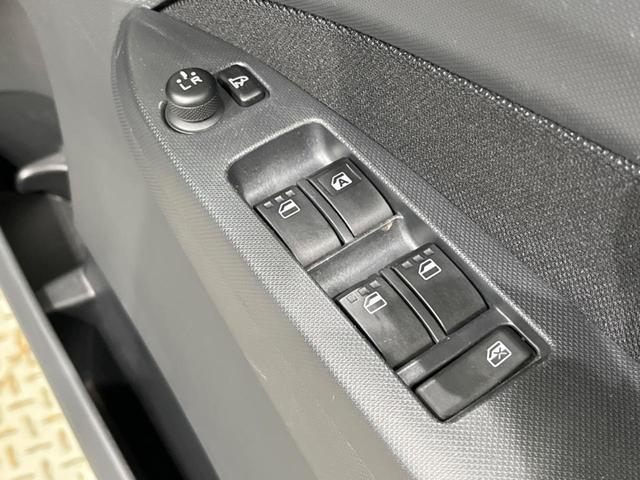 カスタム X 4WD CDオーディオ ETC オートエアコン HIDヘッドライト フロントフォグ スマートキー プッシュスタート 14インチアルミホイール 電動格納ミラー 衝突安全ボディ トラクションコントロール(29枚目)