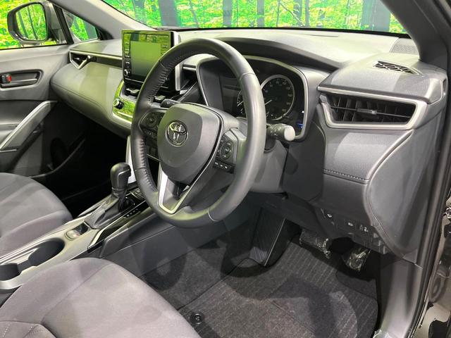 カローラクロス ハイブリッド　Ｇ　純正８インチナビ　バックカメラ　寒冷地仕様　レーダークルーズ　禁煙車　コーナーセンサー　スマートキー　ＬＥＤヘッド　ＥＴＣ　オートハイビーム　車線逸脱警報　オートライト　オートエアコン（38枚目）