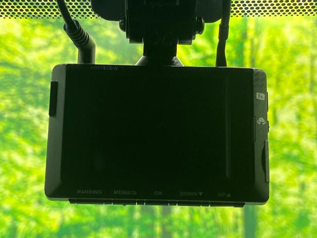 エスティマハイブリッド アエラス　プレミアムエディション　中期　両側電動ドア　純正ナビ　フリップダウンモニター　寒冷地仕様　１００Ｖ電源　クルーズコントロール　ハーフレザーシート　パワーシート　バックカメラ　スマートキー　ビルトインＥＴＣ　オートライト（64枚目）