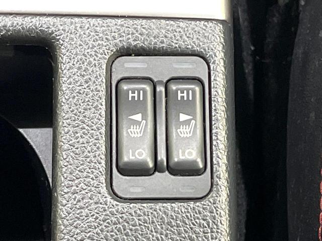 ＷＲＸ Ｓ４ ２．０ＧＴ－Ｓアイサイト　黒革　シートメモリ　シートヒーター　ダイアトーンナビ　バックカメラ　アイサイトｖｅｒ３　レーダークルーズ　車線逸脱警報　コーナーセンサー　バックカメラ　ＬＥＤヘッド　オートライト（8枚目）