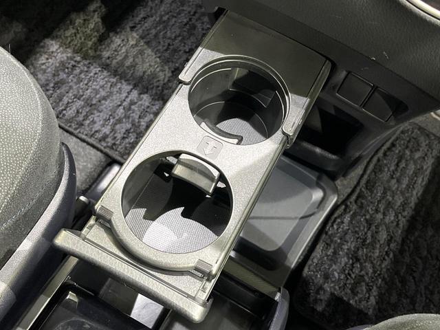 ヴォクシー Ｖ　両側電動ドア　アルパイン１０型ナビ　後席モニター　バックカメラ　衝突被害軽減システム　コーナーセンサー　クルコン　ＬＥＤヘッド　オートハイビーム　ドラレコ　スマートキー　ＥＴＣ　Ｂｌｕｅｔｏｏｔｈ（63枚目）