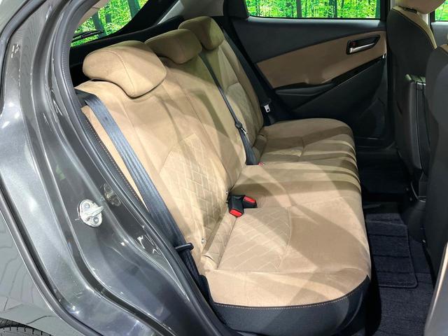 デミオ 13Sテーラードブラウン 全周囲カメラ ブラインドスポット 純正ナビ 衝突被害軽減 レーダークルーズ 車線逸脱警報 コーナーセンサー LEDヘッド オートハイビーム オートライト パドルシフト オートエアコン スマートキー(11枚目)