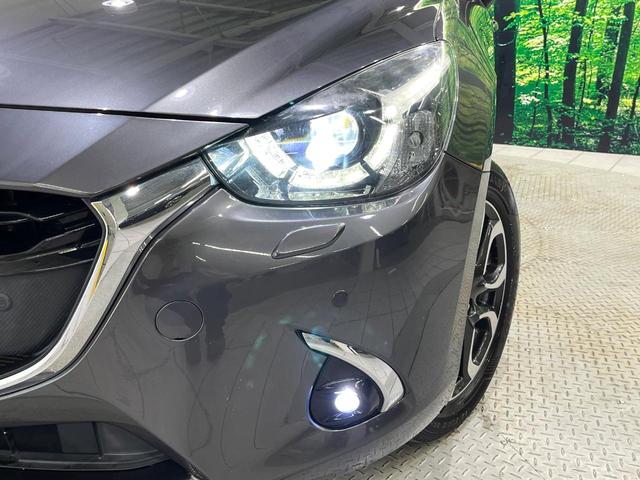 デミオ 13Sテーラードブラウン 全周囲カメラ ブラインドスポット 純正ナビ 衝突被害軽減 レーダークルーズ 車線逸脱警報 コーナーセンサー LEDヘッド オートハイビーム オートライト パドルシフト オートエアコン スマートキー(13枚目)