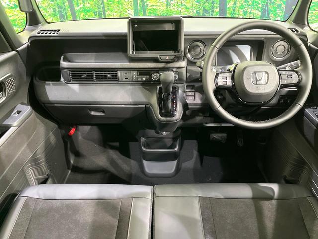 N-BOXカスタム ターボ ターボ 両側電動スライド ホンダセンシング レーダークルーズ 車線逸脱警報 コーナーセンサー LEDヘッド オートハイビーム オートライト ハーフレザーシート 前席シートヒーター スマートキー(2枚目)