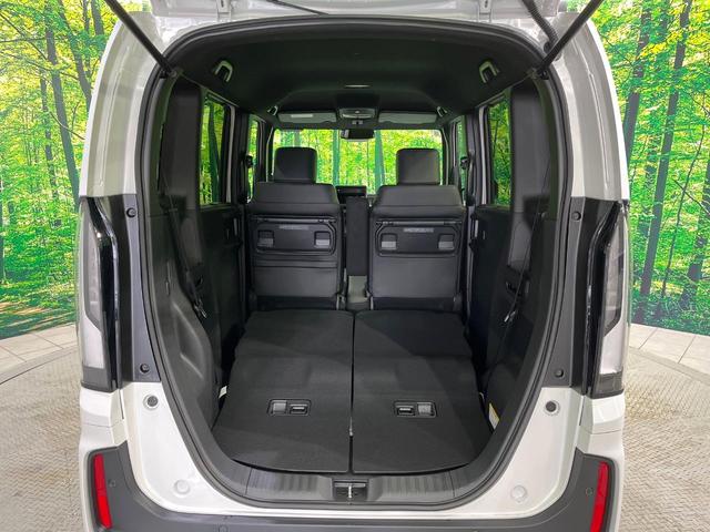 N-BOXカスタム ターボ ターボ 両側電動スライド ホンダセンシング レーダークルーズ 車線逸脱警報 コーナーセンサー LEDヘッド オートハイビーム オートライト ハーフレザーシート 前席シートヒーター スマートキー(10枚目)
