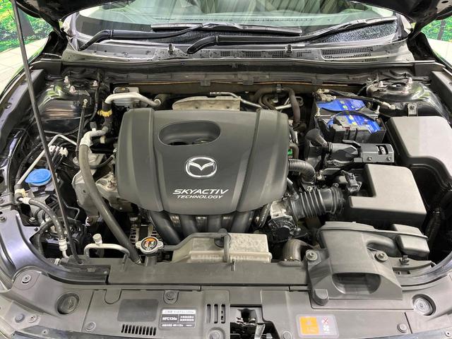 アクセラスポーツ １５Ｓ　リアビーグルモニタリング　衝突被害軽減　クルーズコントロール　スマートキー　ＨＩＤヘッド　オートライト　マツダコネクトナビ　バックカメラ　Ｂｌｕｅｔｏｏｔｈ　ＣＤ　ＤＶＤ　アイストップ（19枚目）