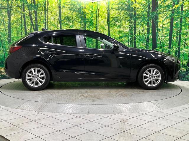 アクセラスポーツ １５Ｓ　リアビーグルモニタリング　衝突被害軽減　クルーズコントロール　スマートキー　ＨＩＤヘッド　オートライト　マツダコネクトナビ　バックカメラ　Ｂｌｕｅｔｏｏｔｈ　ＣＤ　ＤＶＤ　アイストップ（33枚目）