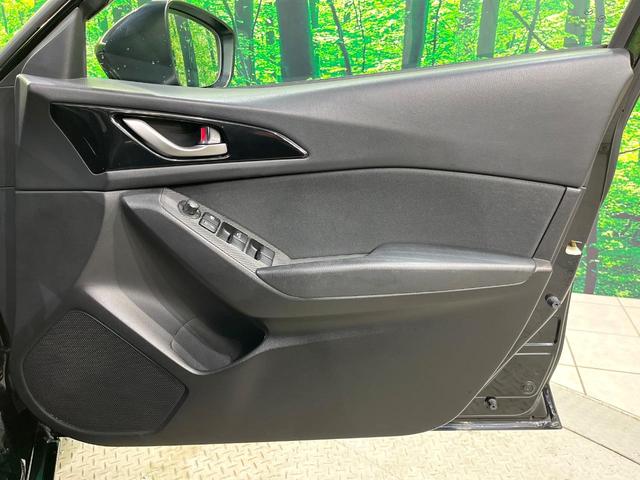 アクセラスポーツ １５Ｓ　リアビーグルモニタリング　衝突被害軽減　クルーズコントロール　スマートキー　ＨＩＤヘッド　オートライト　マツダコネクトナビ　バックカメラ　Ｂｌｕｅｔｏｏｔｈ　ＣＤ　ＤＶＤ　アイストップ（34枚目）