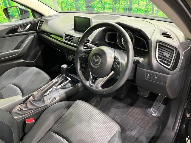 アクセラスポーツ １５Ｓ　リアビーグルモニタリング　衝突被害軽減　クルーズコントロール　スマートキー　ＨＩＤヘッド　オートライト　マツダコネクトナビ　バックカメラ　Ｂｌｕｅｔｏｏｔｈ　ＣＤ　ＤＶＤ　アイストップ（38枚目）