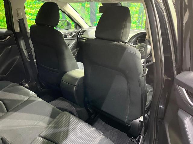 アクセラスポーツ １５Ｓ　リアビーグルモニタリング　衝突被害軽減　クルーズコントロール　スマートキー　ＨＩＤヘッド　オートライト　マツダコネクトナビ　バックカメラ　Ｂｌｕｅｔｏｏｔｈ　ＣＤ　ＤＶＤ　アイストップ（39枚目）