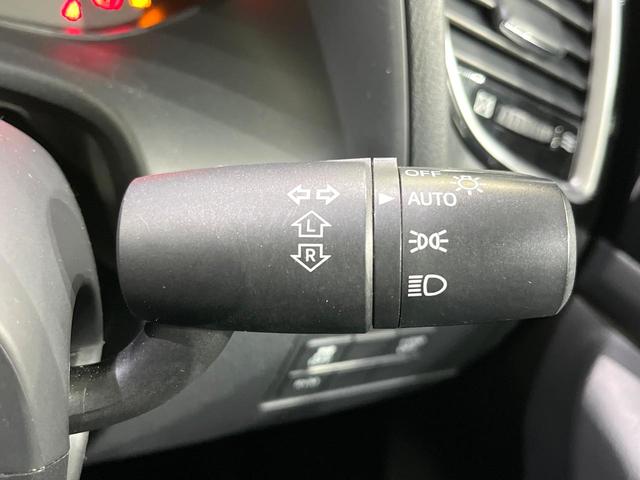 アクセラスポーツ １５Ｓ　リアビーグルモニタリング　衝突被害軽減　クルーズコントロール　スマートキー　ＨＩＤヘッド　オートライト　マツダコネクトナビ　バックカメラ　Ｂｌｕｅｔｏｏｔｈ　ＣＤ　ＤＶＤ　アイストップ（49枚目）