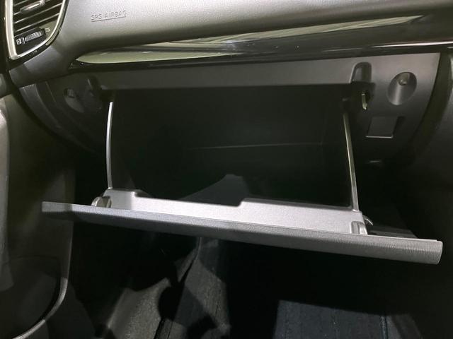 アクセラスポーツ １５Ｓ　リアビーグルモニタリング　衝突被害軽減　クルーズコントロール　スマートキー　ＨＩＤヘッド　オートライト　マツダコネクトナビ　バックカメラ　Ｂｌｕｅｔｏｏｔｈ　ＣＤ　ＤＶＤ　アイストップ（55枚目）