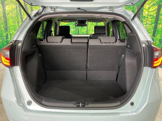 フィット ホーム　ホンダコネクト９型Ｗナビ　バックカメラ　Ｂｌｕｅｔｏｏｔｈ　寒冷地仕様　ホンダセンシング　アダプティブクルーズ　クリアランスソナー　ハイビームアシスト　アイドリングストップ　ＬＥＤヘッド（10枚目）