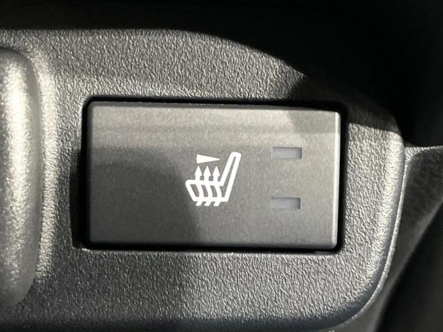 レヴォーグ ＳＴＩスポーツ　ＥＸ　純正１１．６インチ　衝突被害軽減　レーダークルーズ　アイサイト　レーダークルーズ　電動リアゲート　レザーシート　パワーシート　全席シートヒーター　サイドカメラ　バックカメラ　コーナーセンサー（8枚目）