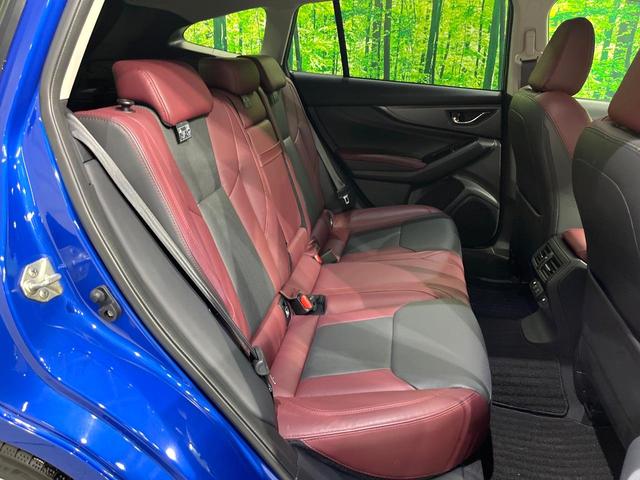 レヴォーグ ＳＴＩスポーツ　ＥＸ　純正１１．６インチ　衝突被害軽減　レーダークルーズ　アイサイト　レーダークルーズ　電動リアゲート　レザーシート　パワーシート　全席シートヒーター　サイドカメラ　バックカメラ　コーナーセンサー（11枚目）