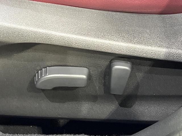 レヴォーグ ＳＴＩスポーツ　ＥＸ　純正１１．６インチ　衝突被害軽減　レーダークルーズ　アイサイト　レーダークルーズ　電動リアゲート　レザーシート　パワーシート　全席シートヒーター　サイドカメラ　バックカメラ　コーナーセンサー（79枚目）