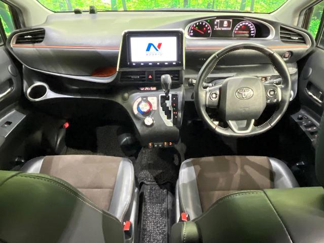 シエンタ Ｇ　クエロ　後期　寒冷地仕様　フリップダウンモニター　純正９型ナビ　全周囲カメラ　両側電動スライド　衝突被害軽減　車線逸脱警報　コーナーセンサー　ハーフレザーシート　シートヒーター　ＬＥＤヘッド　オートハイビーム（2枚目）