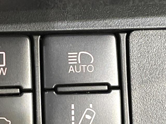 シエンタ Ｇ　クエロ　後期　寒冷地仕様　フリップダウンモニター　純正９型ナビ　全周囲カメラ　両側電動スライド　衝突被害軽減　車線逸脱警報　コーナーセンサー　ハーフレザーシート　シートヒーター　ＬＥＤヘッド　オートハイビーム（57枚目）